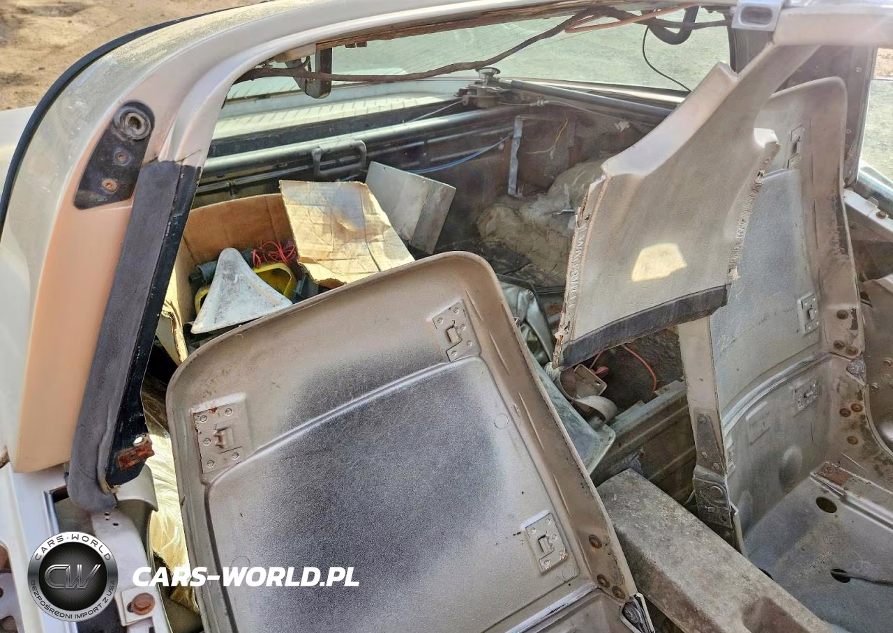 1982 Chevrolet Corvette VIN:1G1AY0788C5111260 - 10
