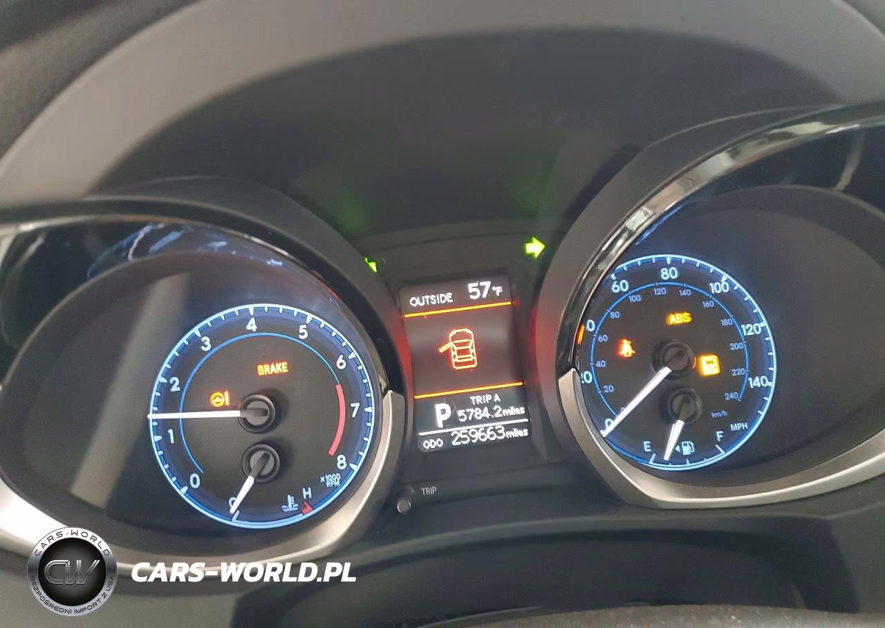 2016 Toyota Corolla S Plus VIN:5YFBURHE2GP414205 - 9