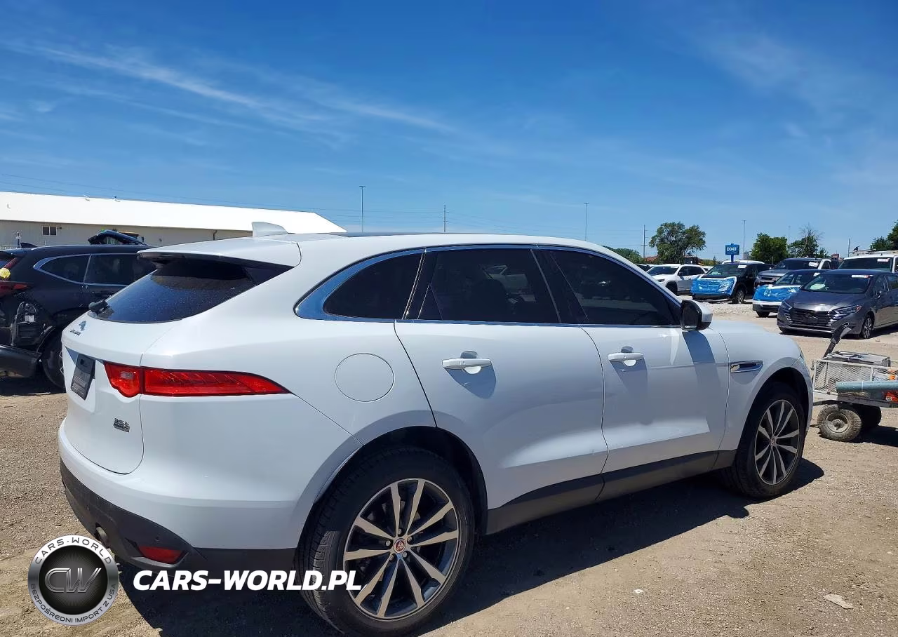 2017 Jaguar F-Pace Prestige VIN:SADCK2BV2HA898977 - 3