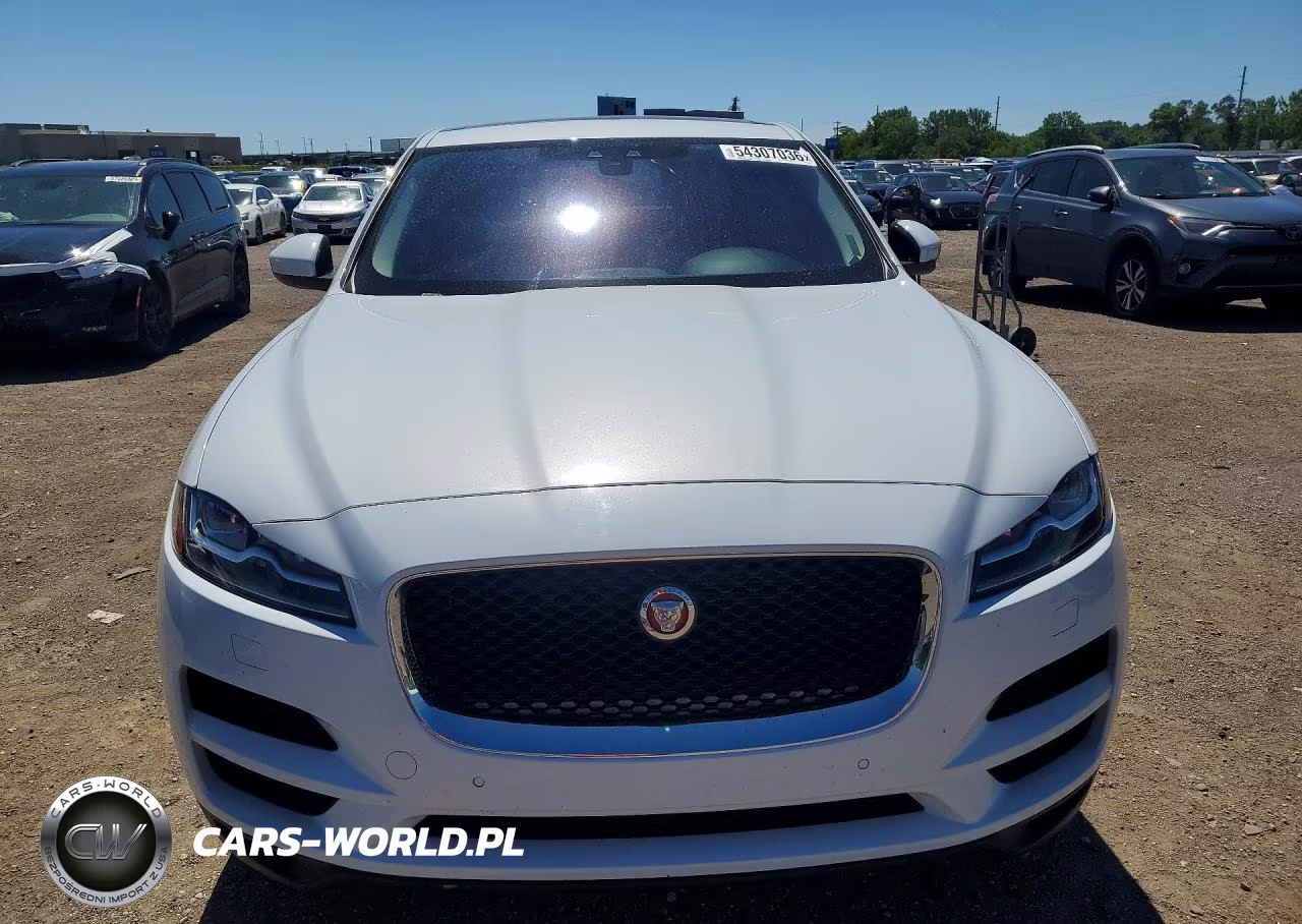2017 Jaguar F-Pace Prestige VIN:SADCK2BV2HA898977 - 5