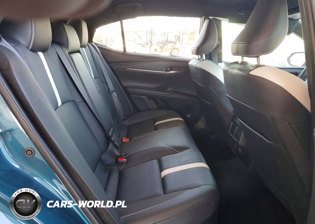 2025 Toyota Camry Se VIN:4T1DAACK2SU602830 - 10