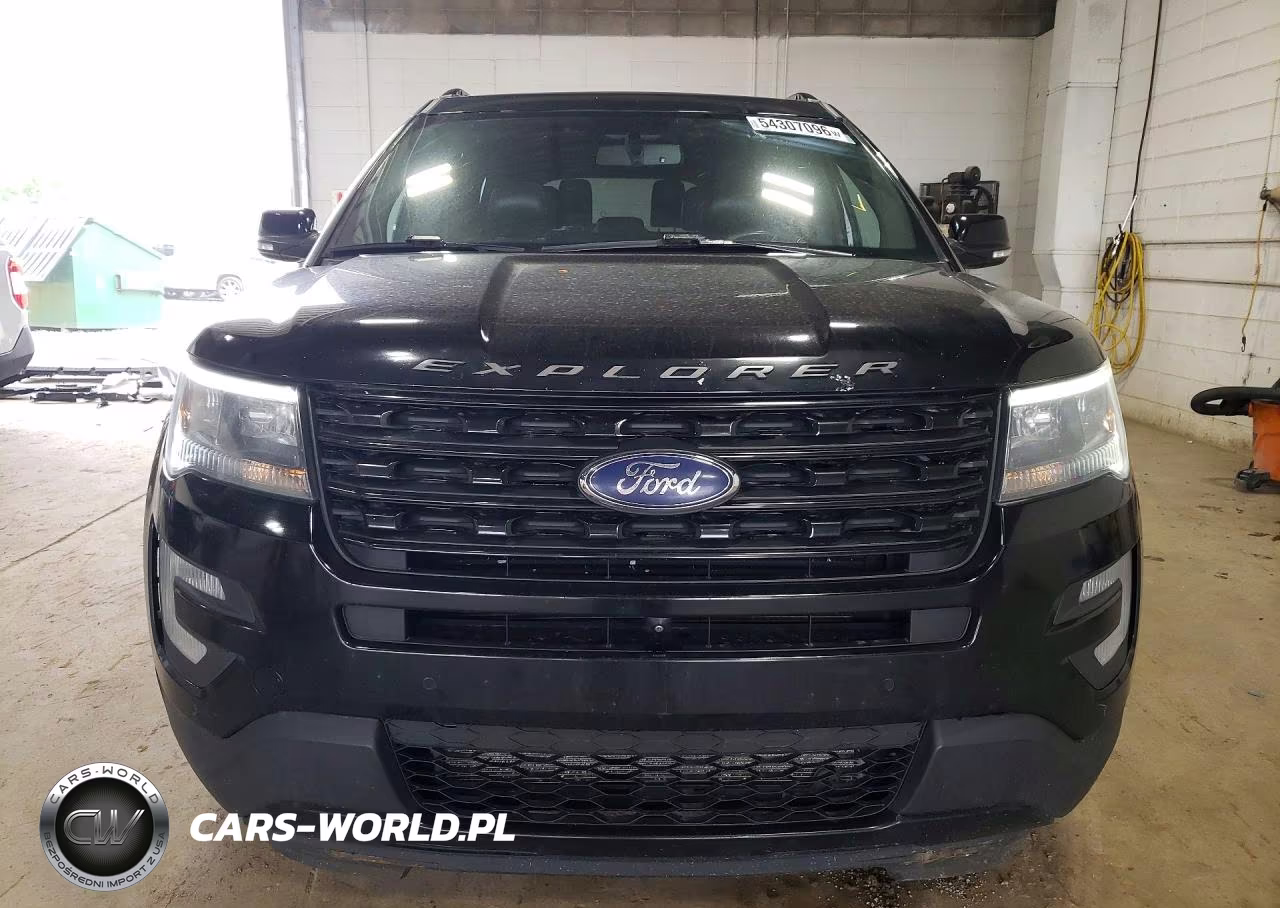 2017 Ford Explorer Sport VIN:1FM5K8GT0HGD18763 - 5