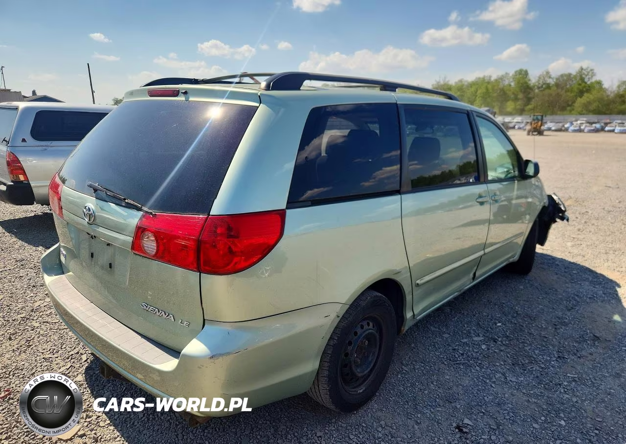 2007 Toyota Sienna Le 7-Passenger VIN:5TDZK23C27S005193 - 3