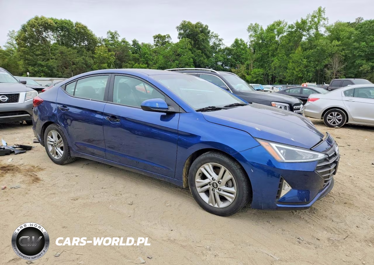 2020 Hyundai Elantra Sel VIN:5NPD84LF9LH631984 - 4