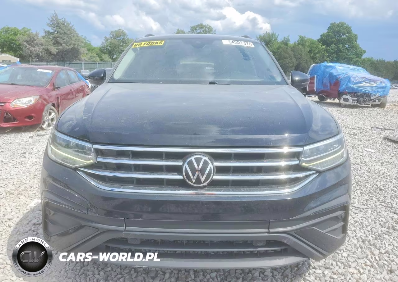 2023 Volkswagen Tiguan S VIN:3VVRB7AX7PM070738 - 5