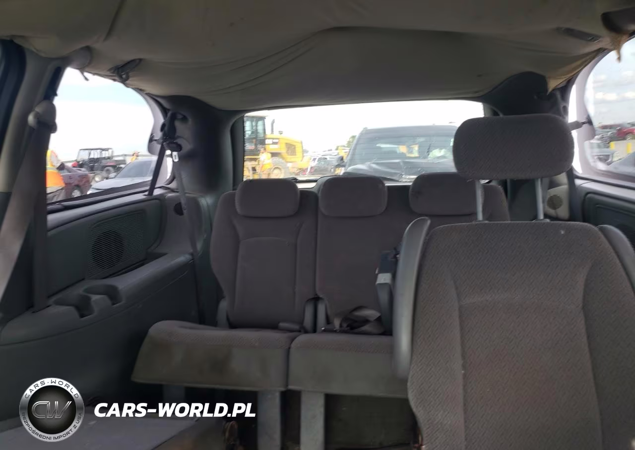 2007 Chrysler Town & Country Lx VIN:2A4GP44R07R157614 - 10