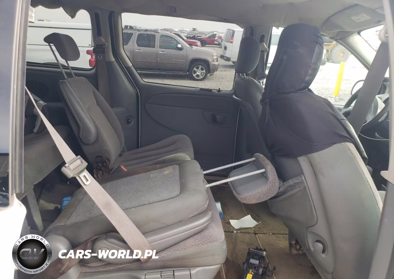 2007 Chrysler Town & Country Lx VIN:2A4GP44R07R157614 - 11