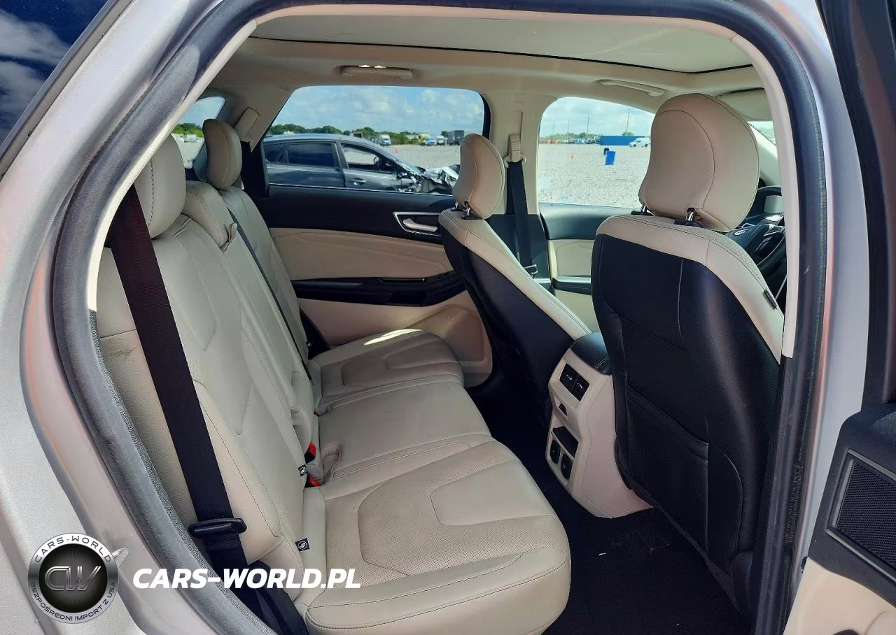 2018 Ford Edge Titanium VIN:2FMPK3K96JBB36330 - 10