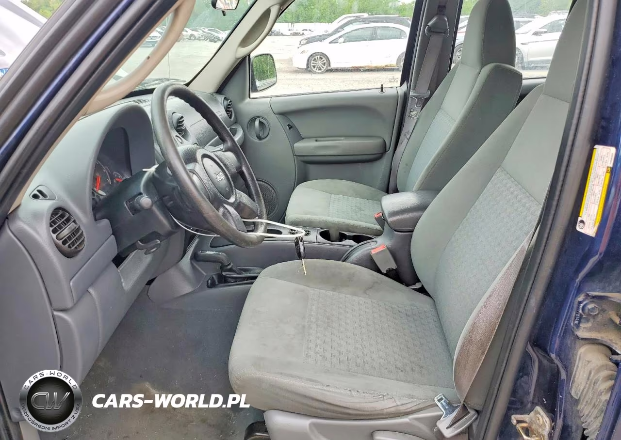2007 Jeep Liberty Sport VIN:1J8GL48K77W665223 - 7