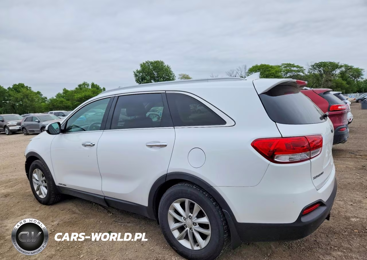 2018 Kia Sorento Lx V6 VIN:5XYPGDA5XJG430982 - 2