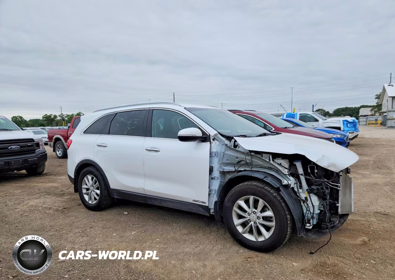 2018 Kia Sorento Lx V6 VIN:5XYPGDA5XJG430982 - 4