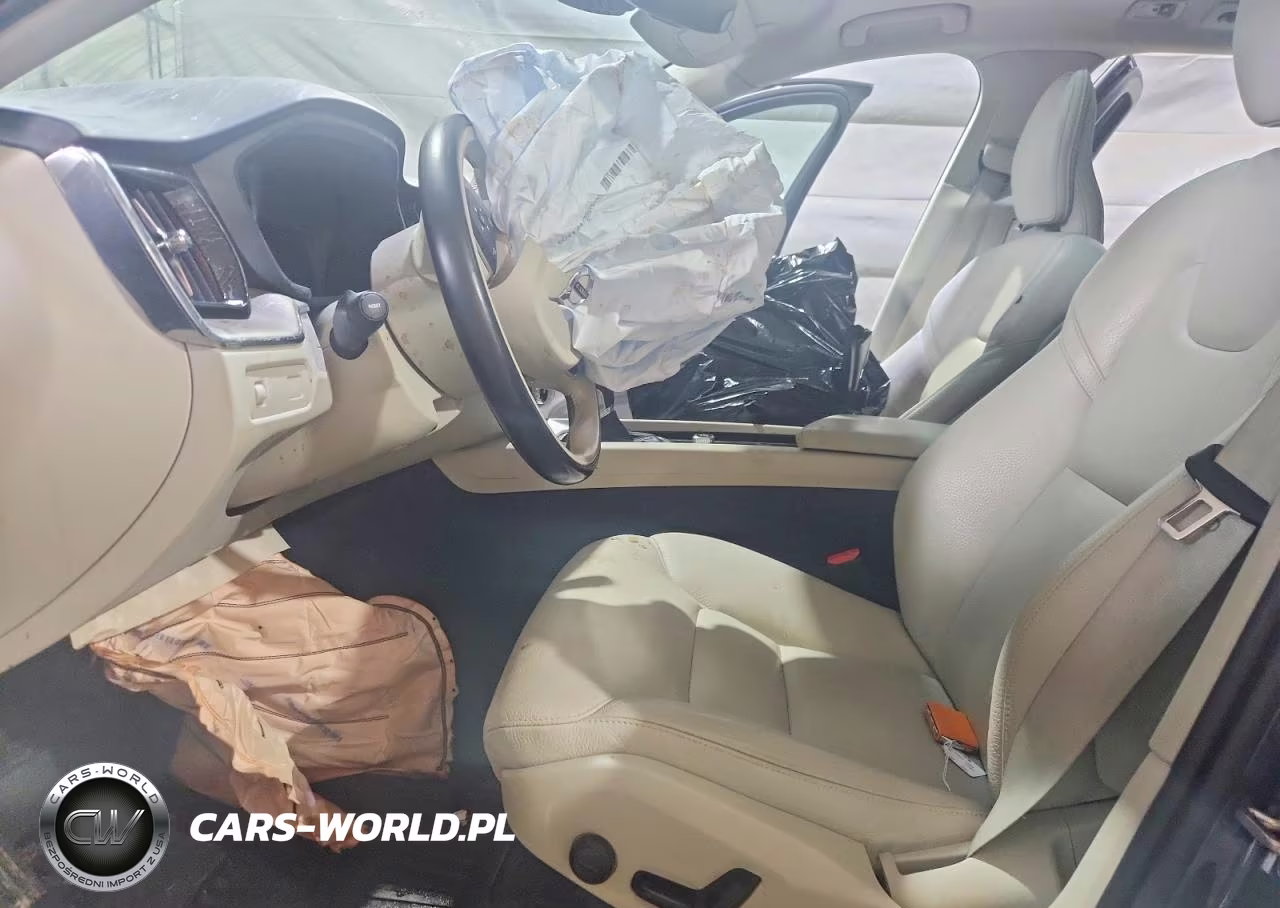 2021 Volvo Xc60 T5 Momentum VIN:YV4102RK7M1755244 - 7