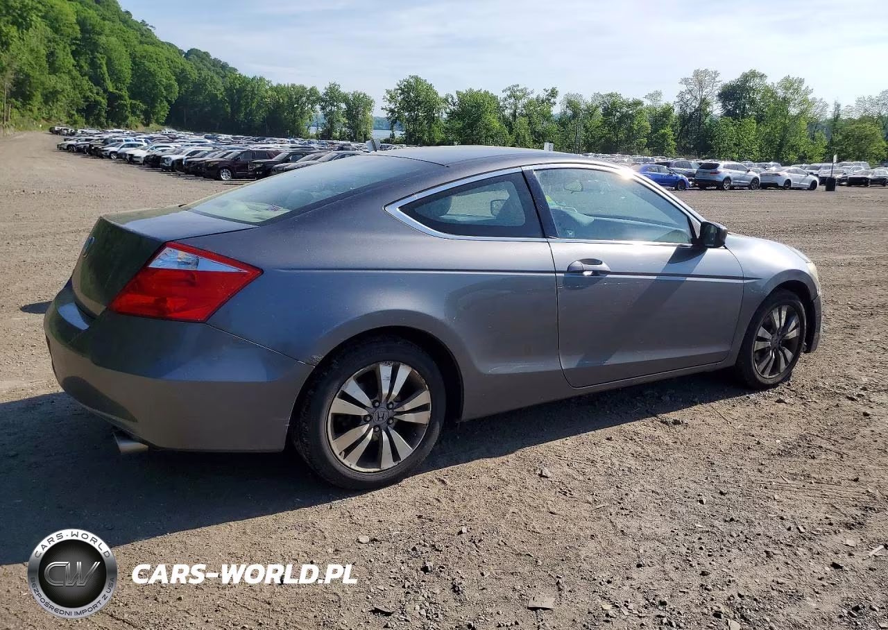 2010 Honda Accord Ex VIN:1HGCS1B73AA015080 - 3