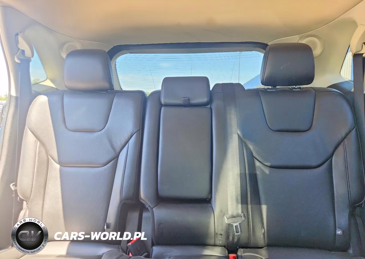 2019 Ford Edge Titanium VIN:2FMPK4K92KBB87007 - 10