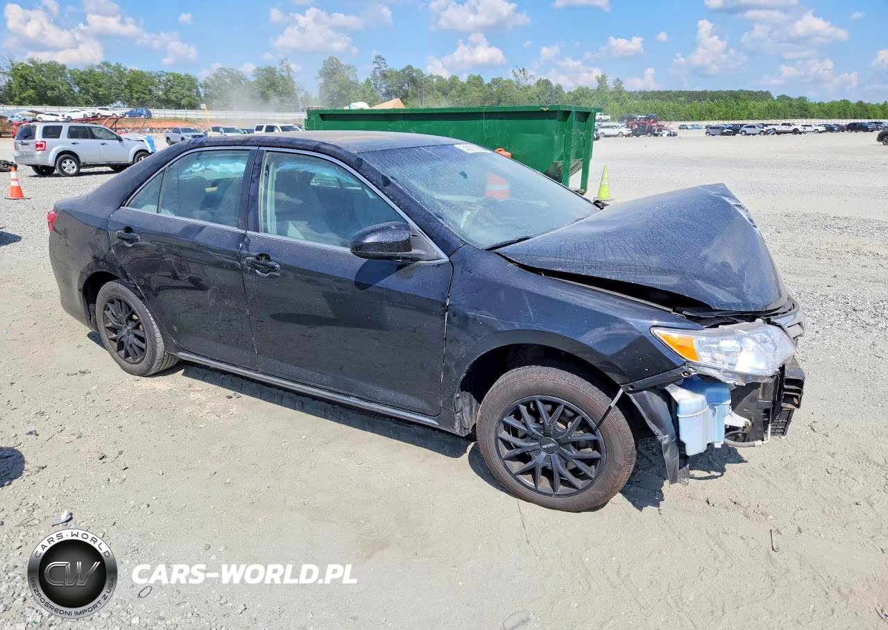 2014 Toyota Camry Le VIN:4T4BF1FKXER416788 - 4