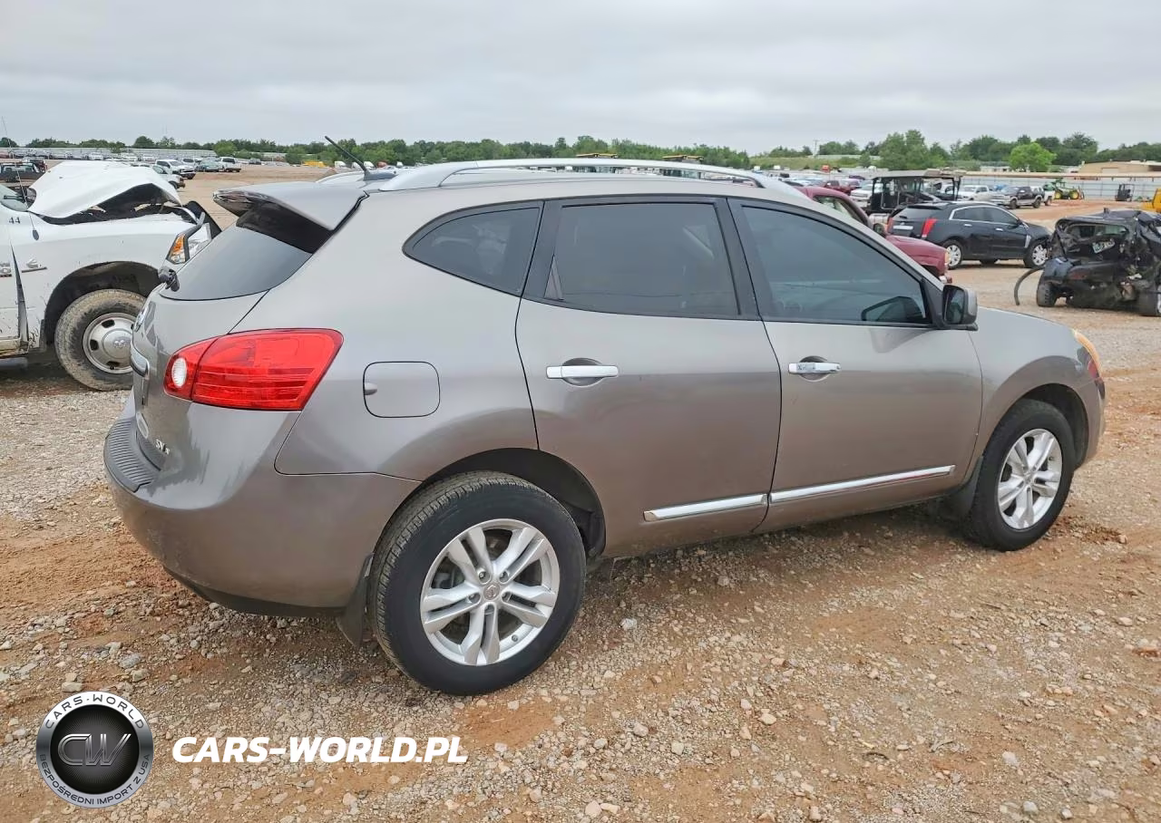 2013 Nissan Rogue S VIN:JN8AS5MV4DW604238 - 3