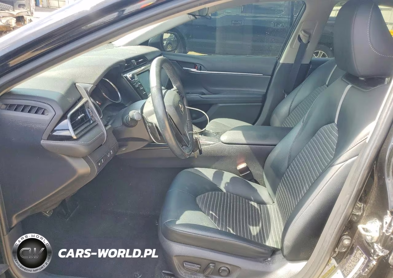 2020 Toyota Camry Se VIN:4T1G11AKXLU386811 - 7