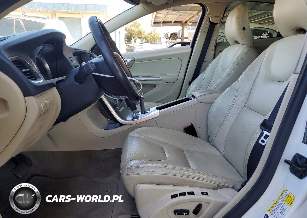 2012 Volvo S60 T5 VIN:YV1622FS2C2053052 - 7