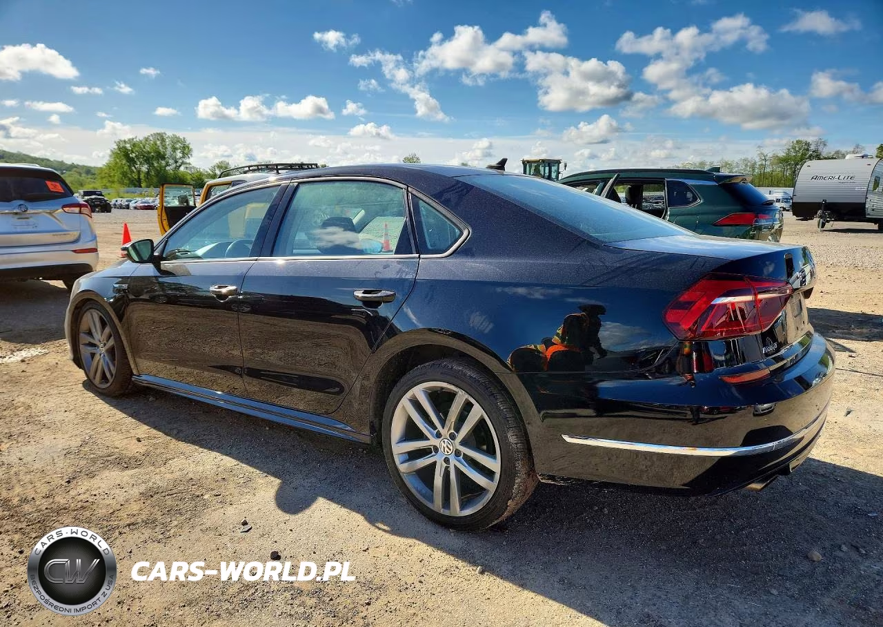 2018 Volkswagen Passat S VIN:1VWAA7A3XJC017131 - 2