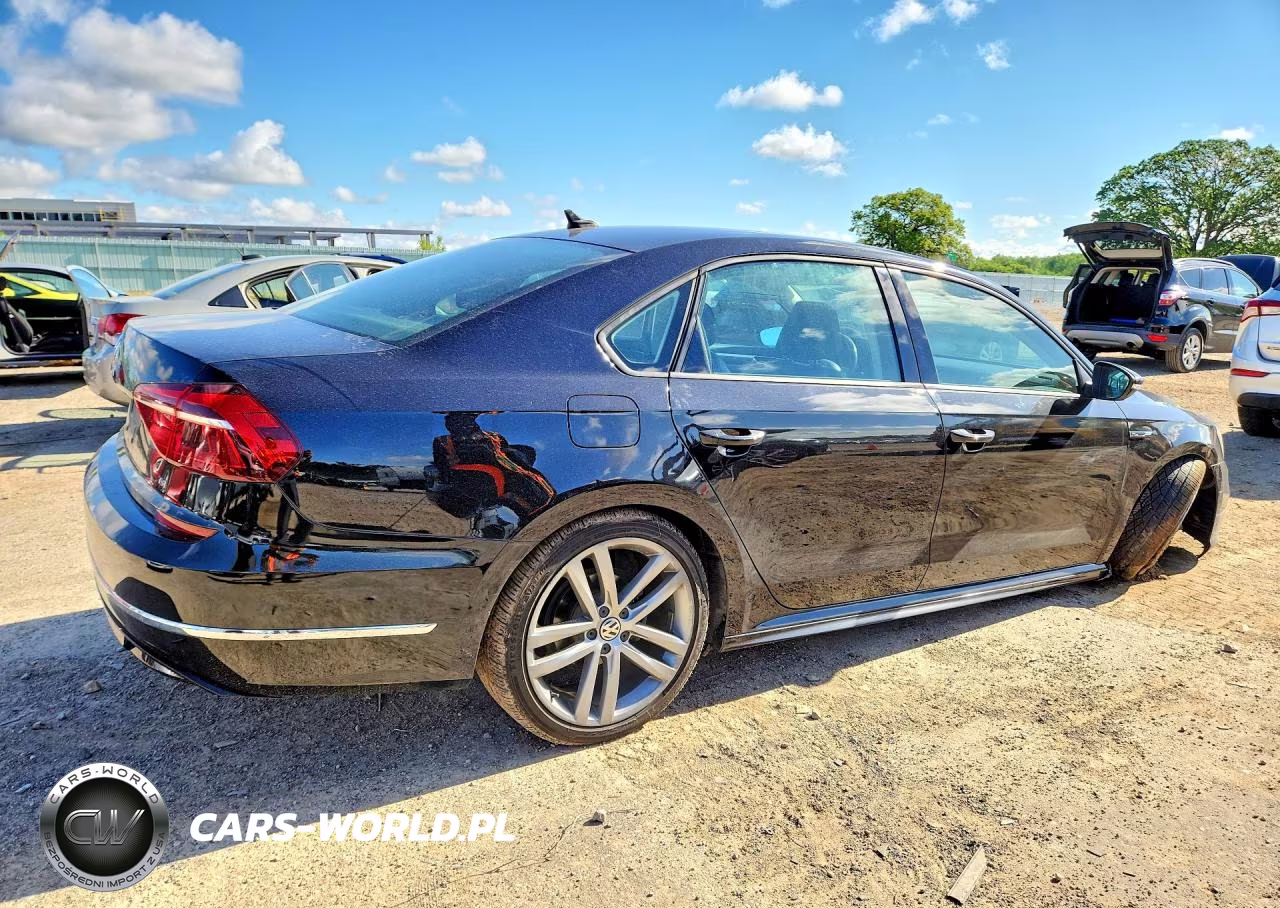 2018 Volkswagen Passat S VIN:1VWAA7A3XJC017131 - 3