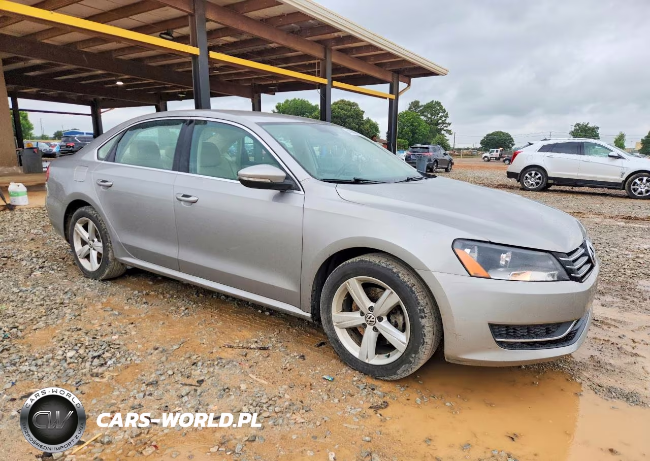 2012 Volkswagen Passat Se VIN:1VWBH7A34CC102548 - 4