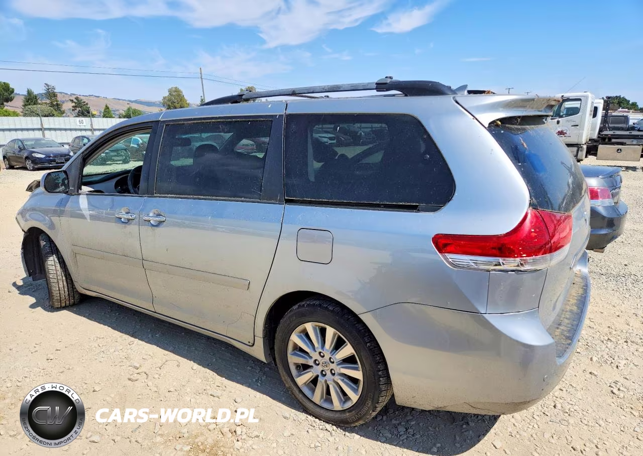 2014 Toyota Sienna Xle 7-Passenger VIN:5TDDK3DC2ES074851 - 2