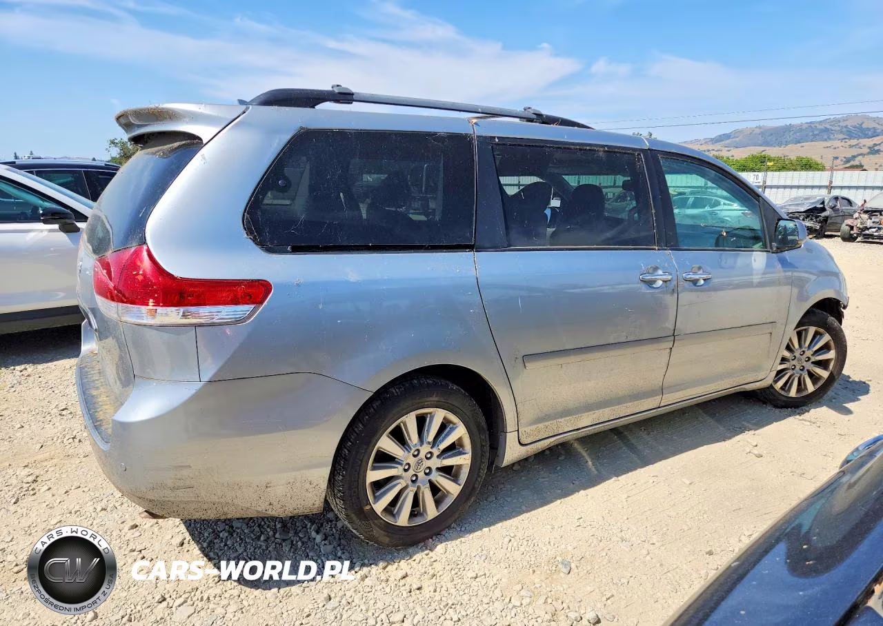 2014 Toyota Sienna Xle 7-Passenger VIN:5TDDK3DC2ES074851 - 3
