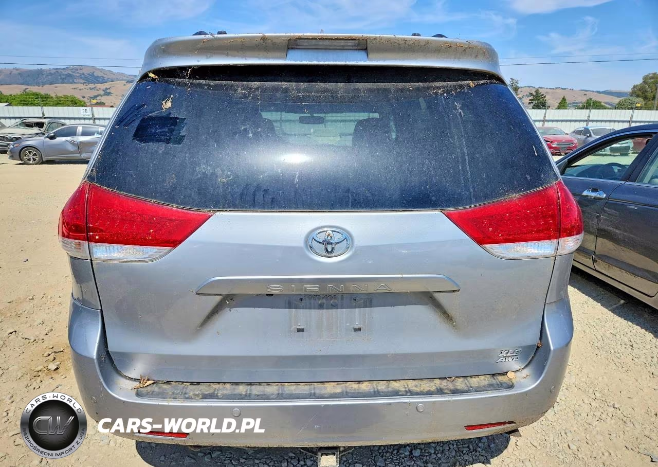 2014 Toyota Sienna Xle 7-Passenger VIN:5TDDK3DC2ES074851 - 6