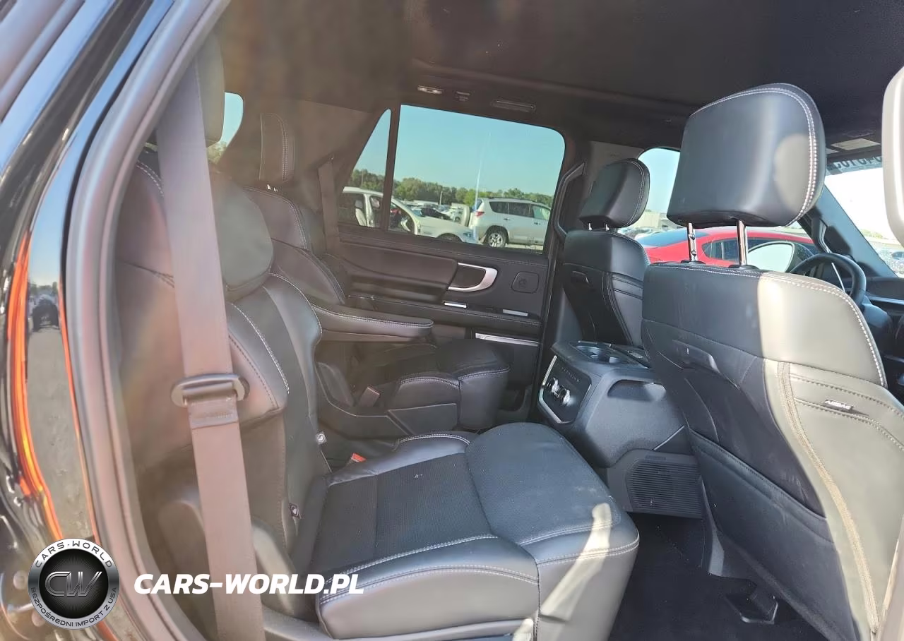 2025 Ford Expedition Platinum VIN:1FMJU1MG6SEA65507 - 11