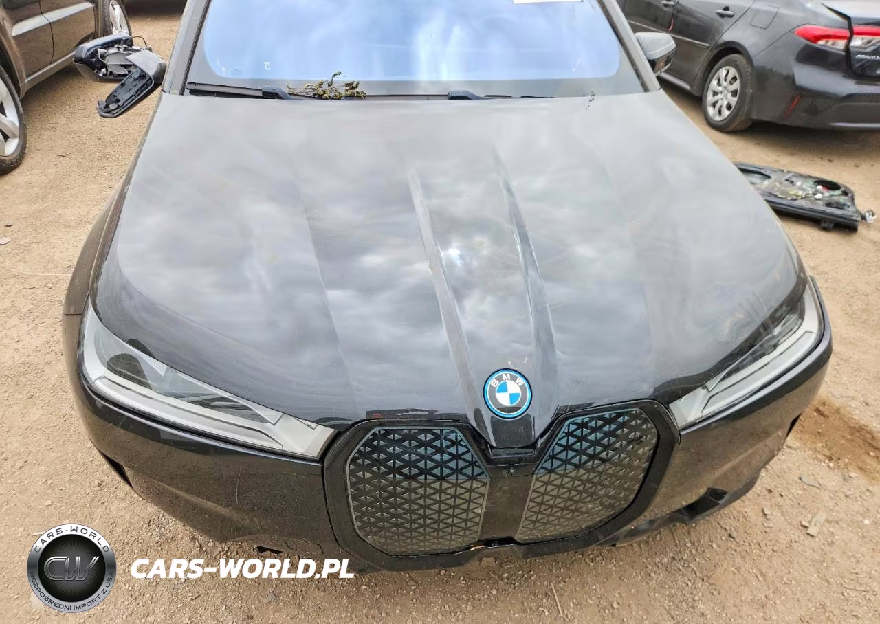 2024 BMW Ix xDrive50 VIN:WB523CF00RCP18244 - 11