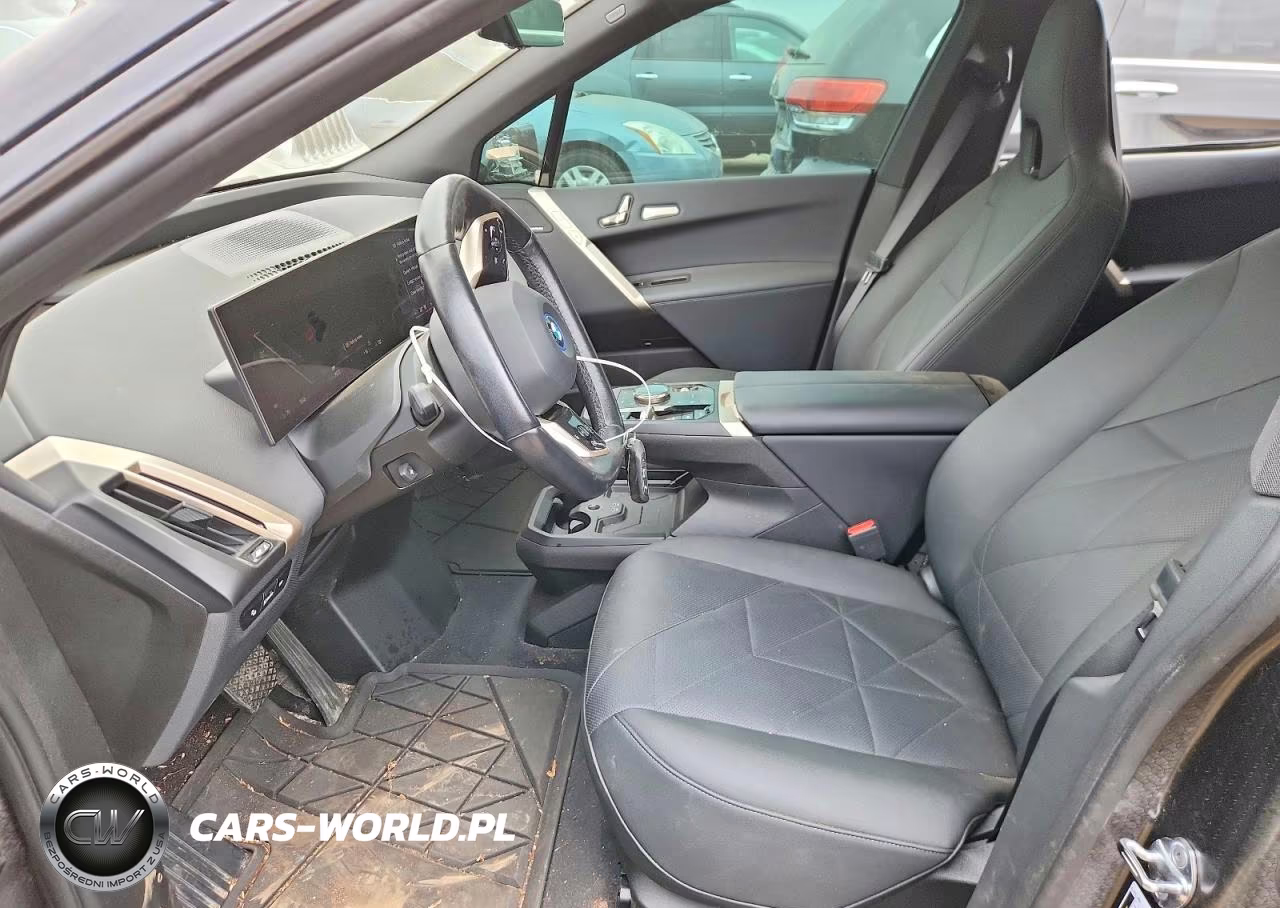 2024 BMW Ix xDrive50 VIN:WB523CF00RCP18244 - 7