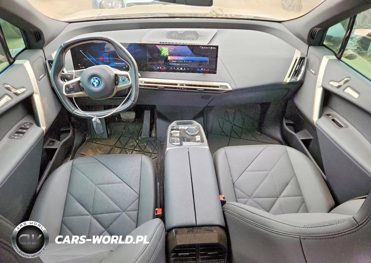 2024 BMW Ix xDrive50 VIN:WB523CF00RCP18244 - 8