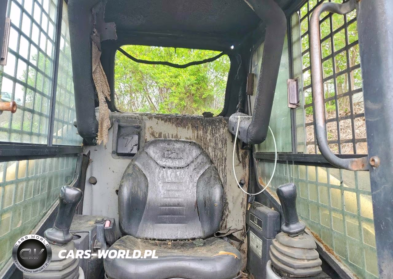 2002 Cat Construction Equipment VIN:AYZ01476 - 5