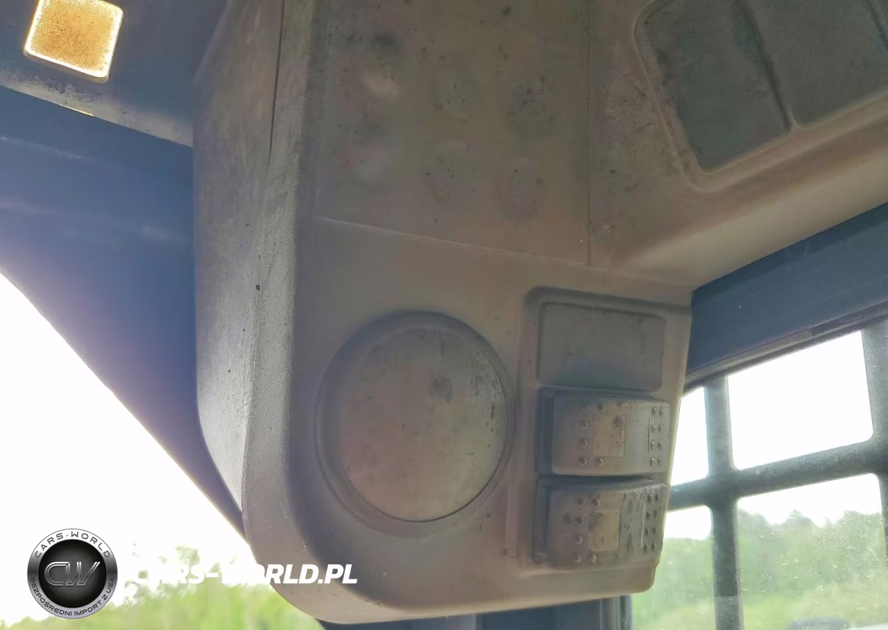 2002 Cat Construction Equipment VIN:AYZ01476 - 8