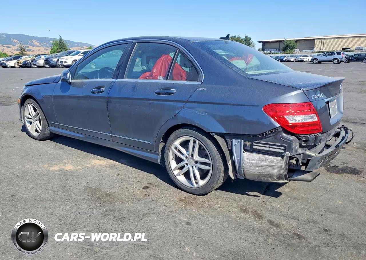 2013 Mercedes-Benz C 250 Sport VIN:WDDGF4HB5DR300456 - 2