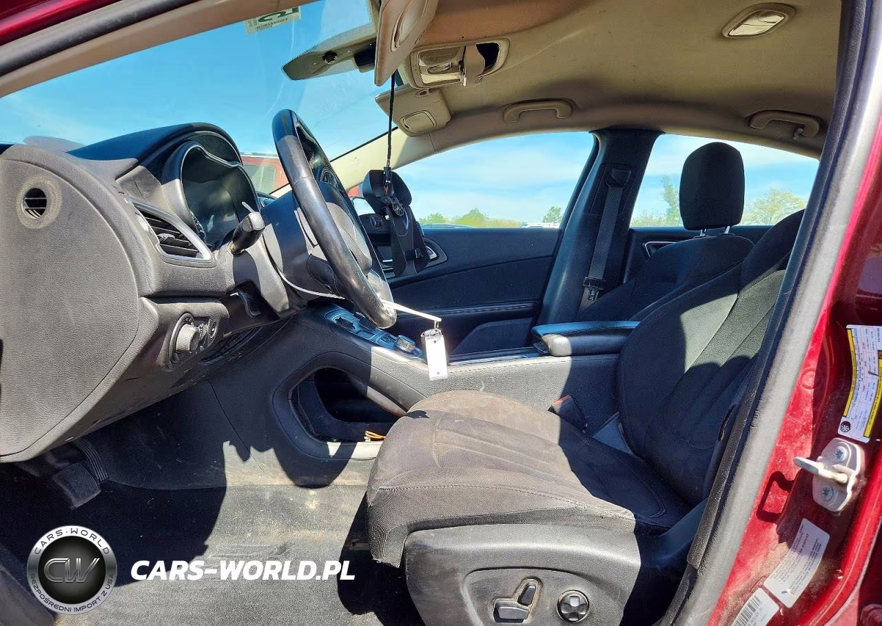 2015 Chrysler 200 Limited VIN:1C3CCCAB9FN749739 - 7