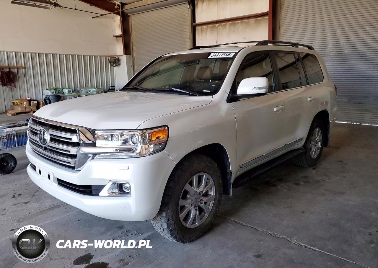 2016 Toyota Land Cruiser Base