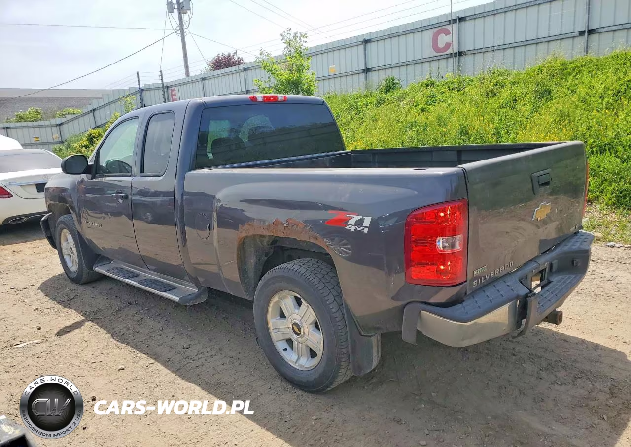 2011 Chevrolet Silverado K1500 Lt VIN:1GCRKSE38BZ340463 - 2