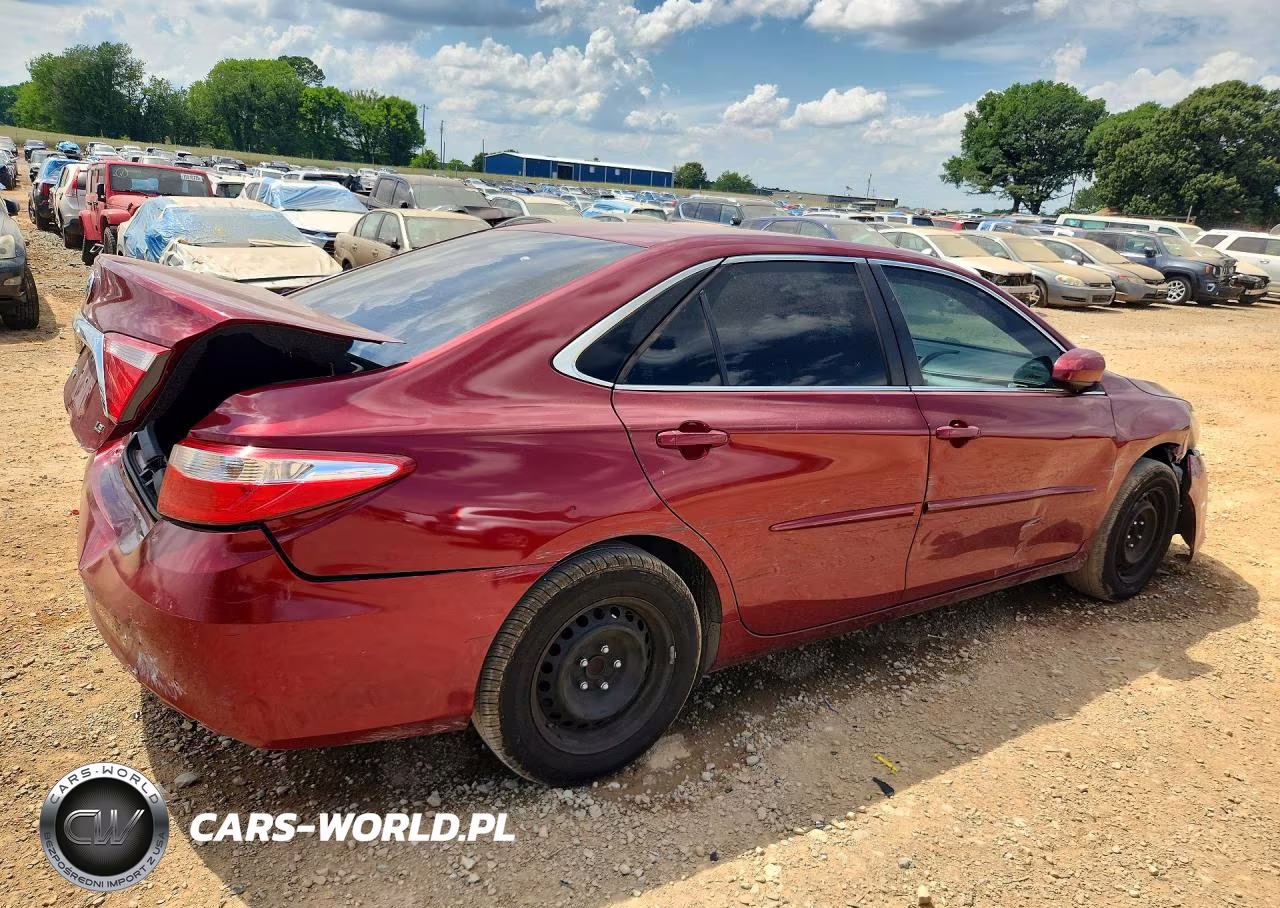 2017 Toyota Camry Le VIN:4T1BF1FK6HU773268 - 3