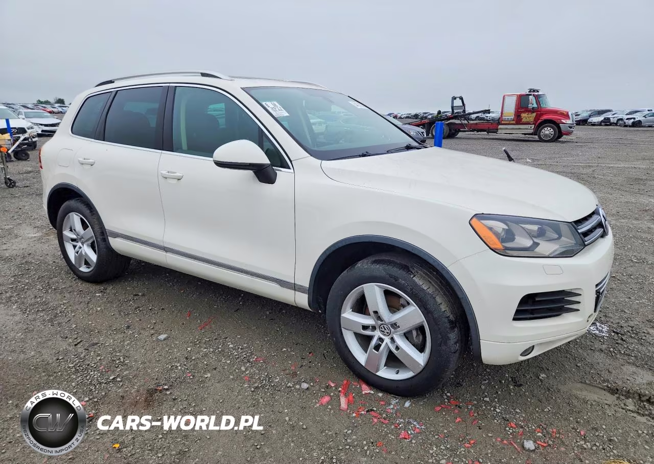 2011 Volkswagen Touareg V6 Tdi VIN:WVGFK9BP8BD005862 - 4