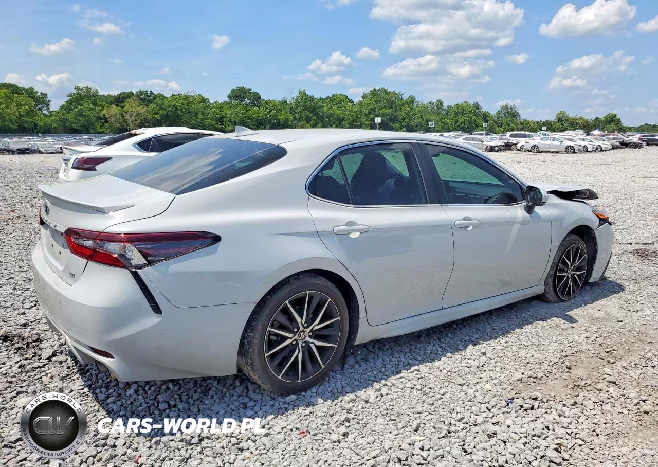 2024 Toyota Camry Se VIN:4T1T11AK5RU213754 - 3