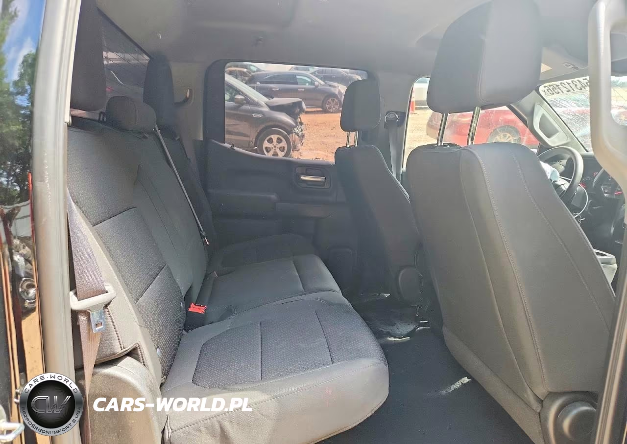2021 Chevrolet Silverado K1500 Custom VIN:3GCPYBEK8MG254294 - 10