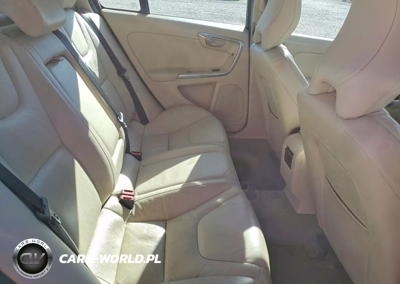 2014 Volvo S60 T5 VIN:YV1612FS4E1299127 - 10