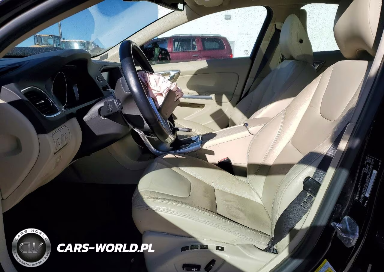 2014 Volvo S60 T5 VIN:YV1612FS4E1299127 - 7