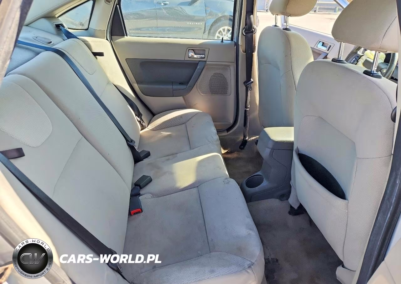 2008 Ford Focus Se VIN:1FAHP35N18W212490 - 10