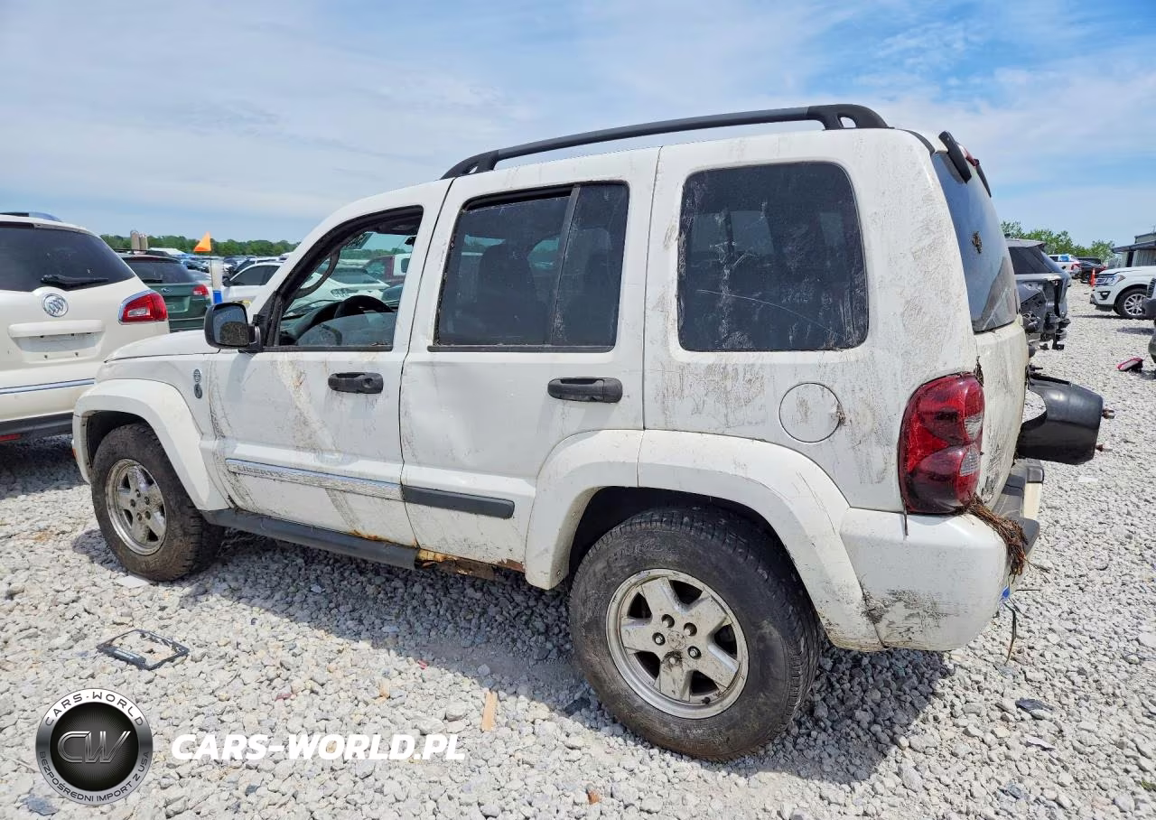 2007 Jeep Liberty Sport VIN:1J4GL48K87W696112 - 2