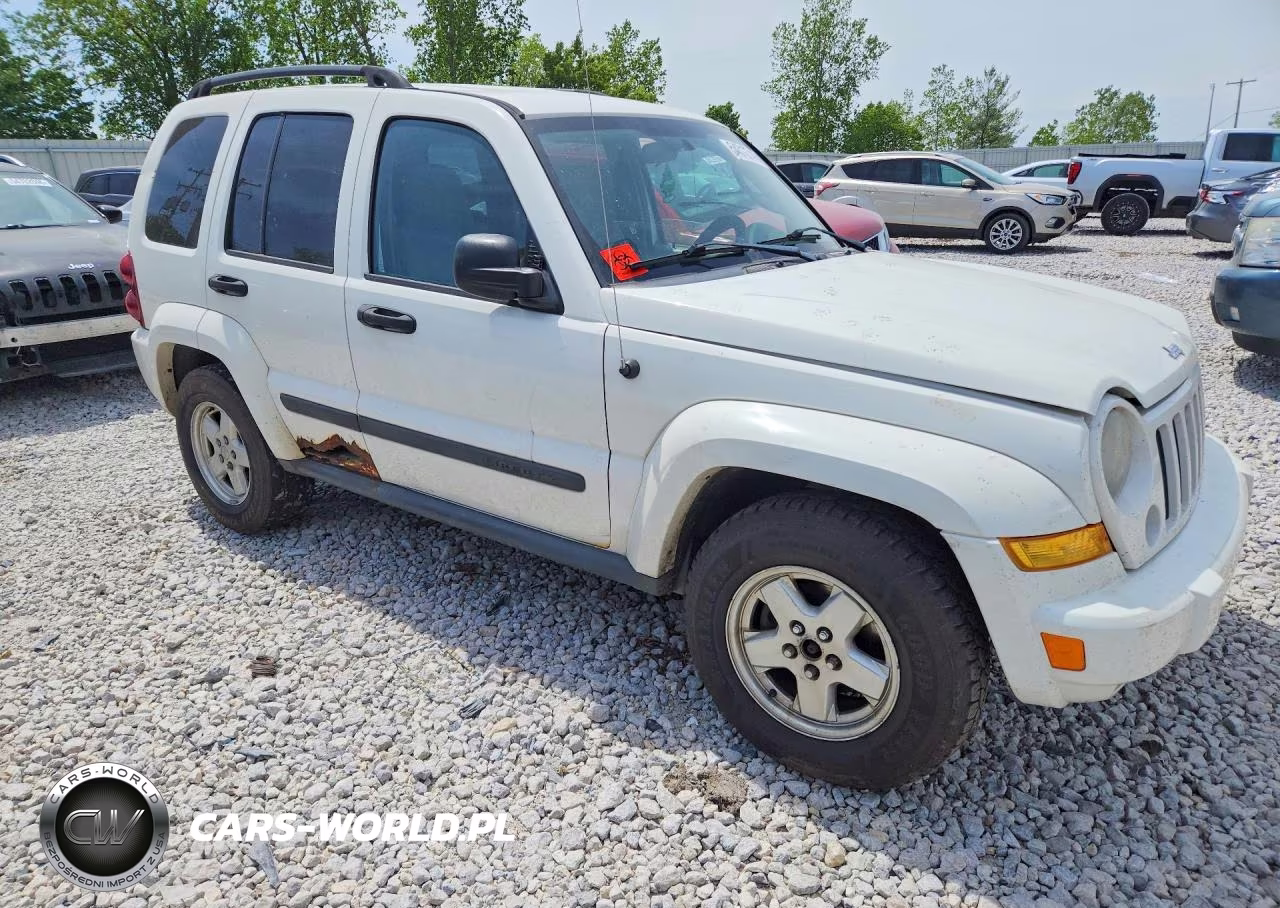 2007 Jeep Liberty Sport VIN:1J4GL48K87W696112 - 4