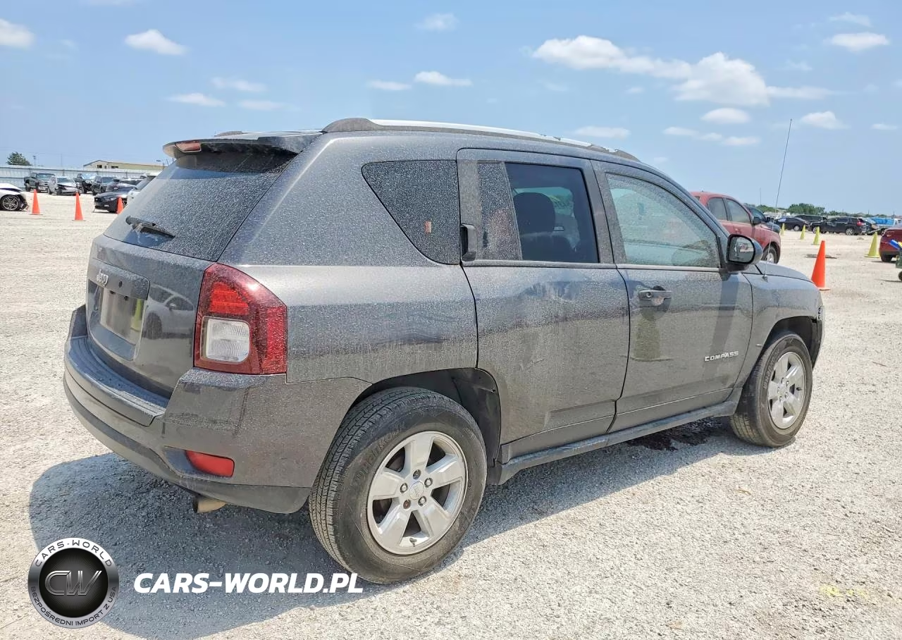 2015 Jeep Compass Sport VIN:1C4NJCBA5FD418730 - 3