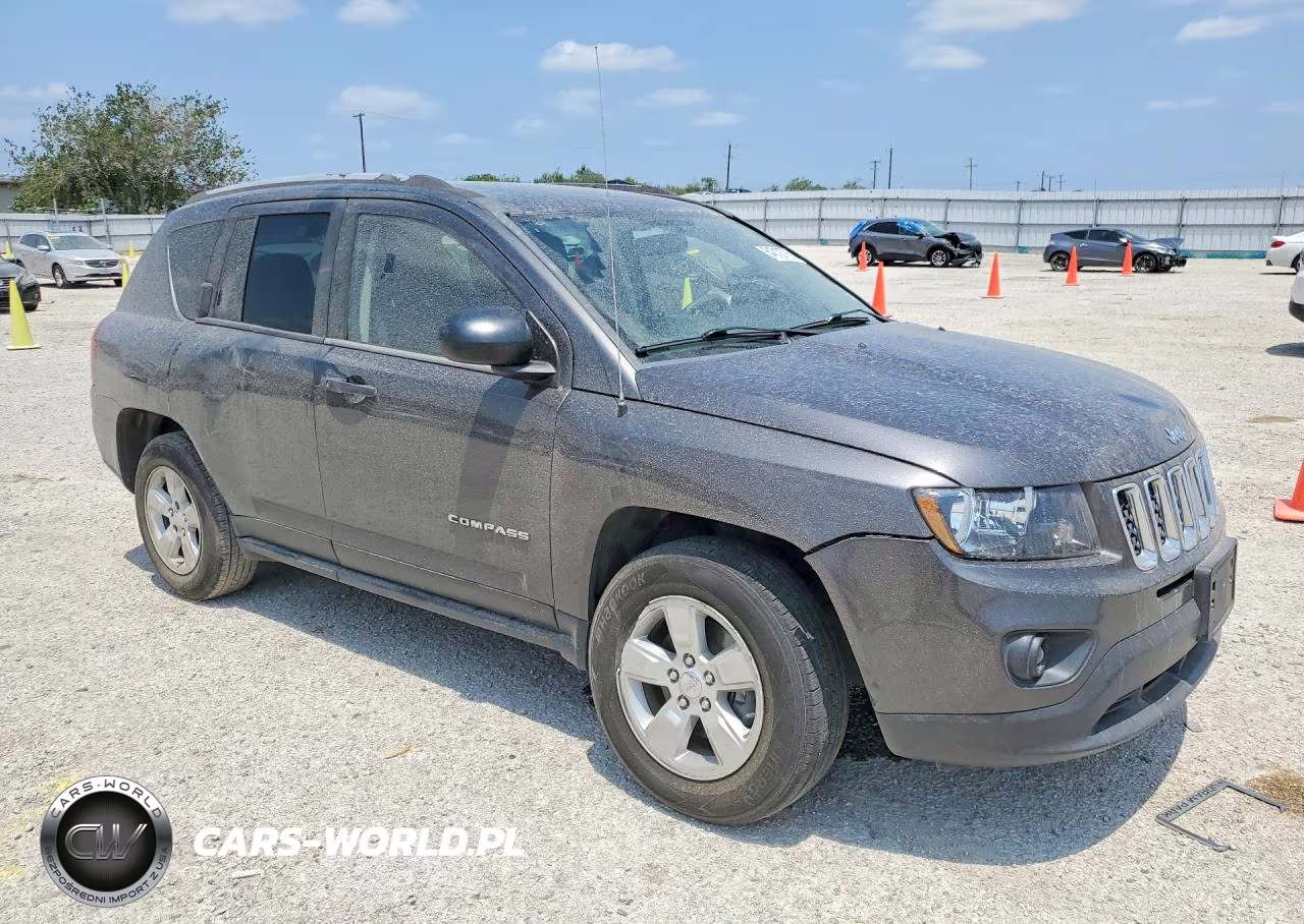 2015 Jeep Compass Sport VIN:1C4NJCBA5FD418730 - 4