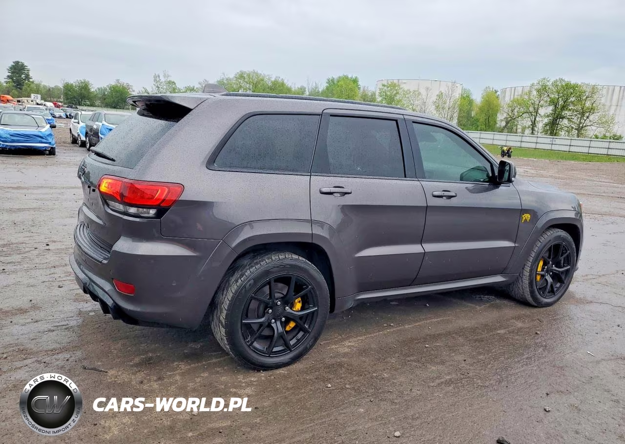 2021 Jeep Grand Cherokee Trackhawk VIN:1C4RJFN99MC822394 - 3